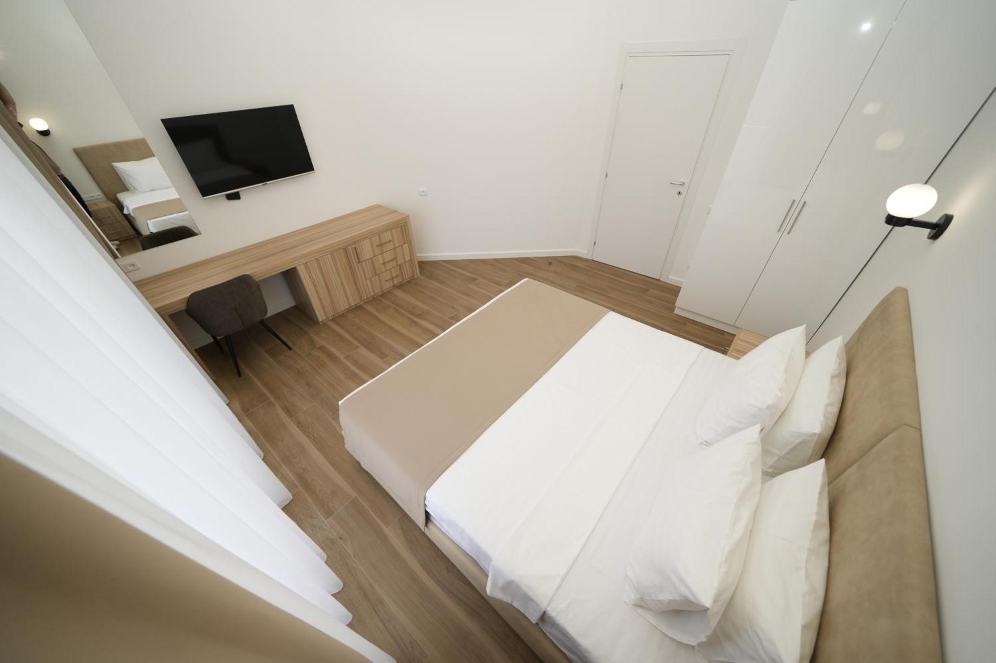 יירבאן Ser In Hotel מראה חיצוני תמונה