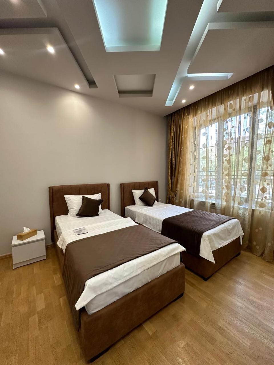 יירבאן Ser In Hotel מראה חיצוני תמונה