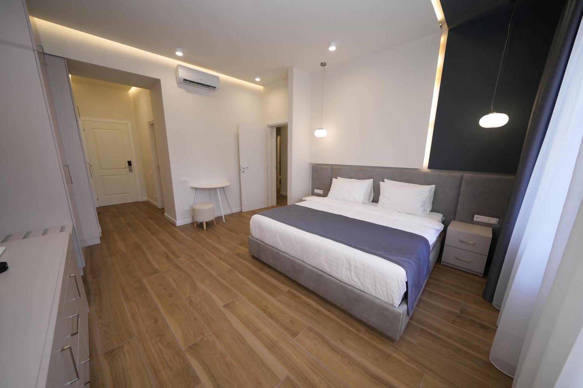 יירבאן Ser In Hotel מראה חיצוני תמונה